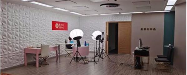 抖音零基础做爆款、涨粉攻略：避开这些坑，掌握这些要点！