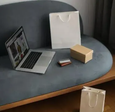 现在网上卖什么最火最赚钱？新手做电商卖什么产品好？