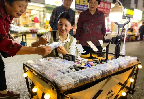 摆摊创业小项目：在烟火气里慢慢摸索的普通人之路