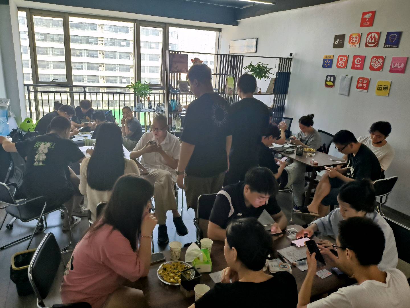 app拉新工作室：单人产出佣金日结，渠道全对接，无抽佣，可签保底，包落地