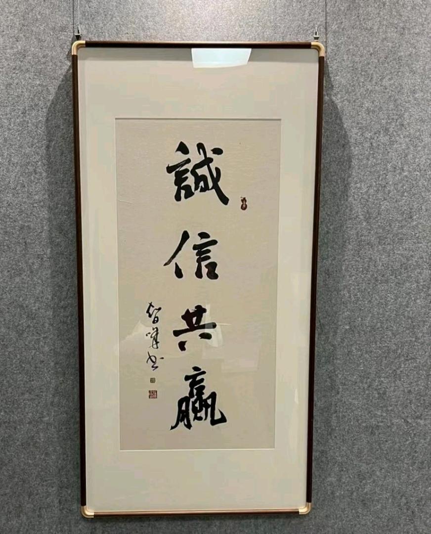 官方游戏，一手纯资源，长期稳定可做。