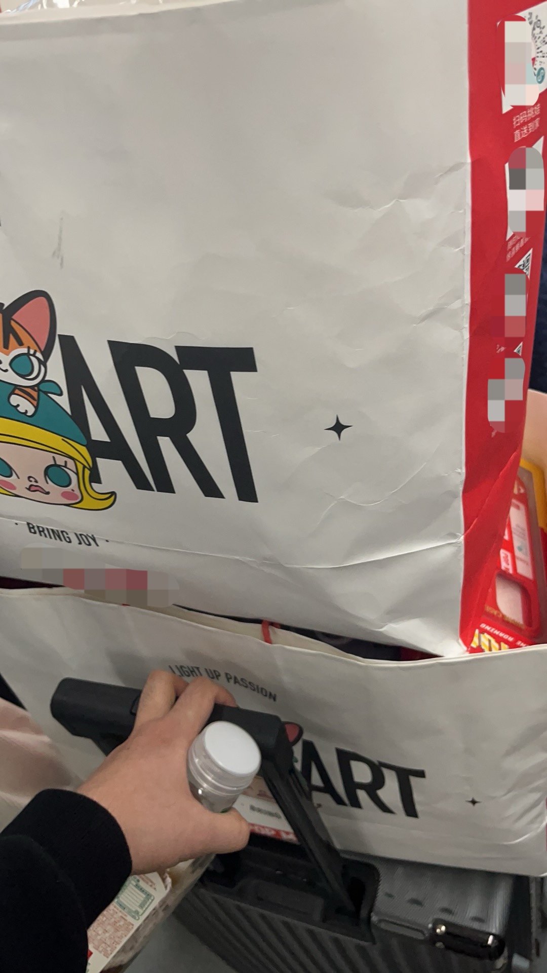 泡泡玛特潮玩项目，明星IP自带流量
