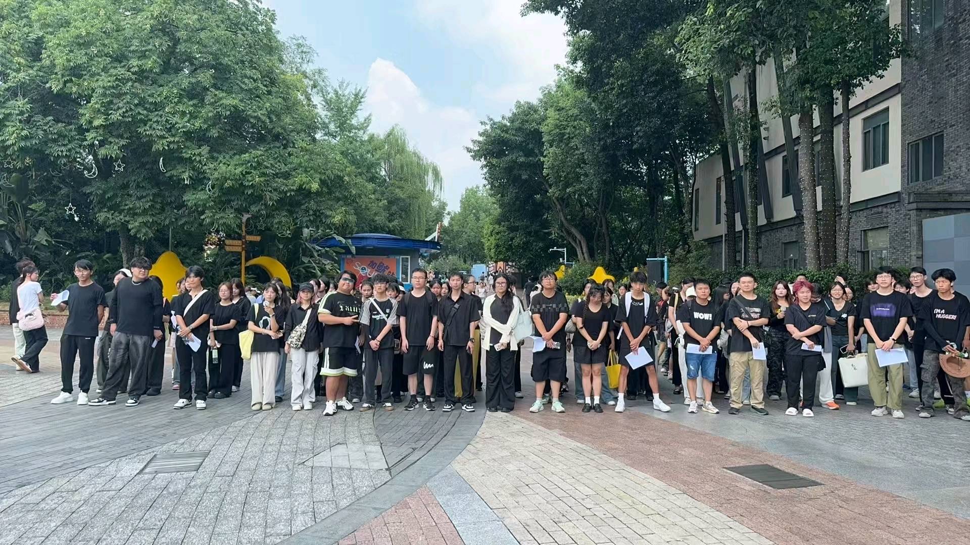 我可以提供大量成都各类型副业人员