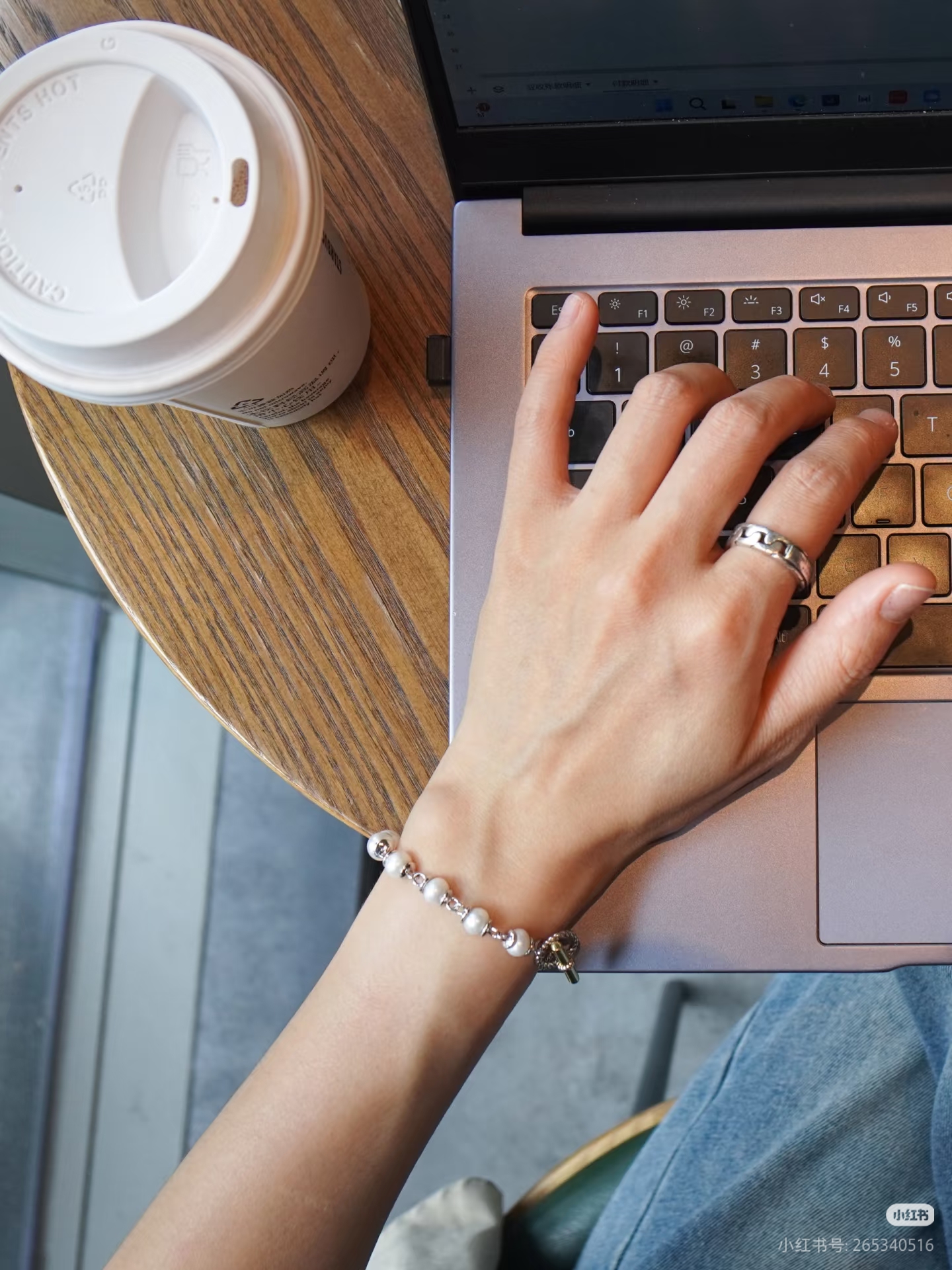 接首饰产品拍摄