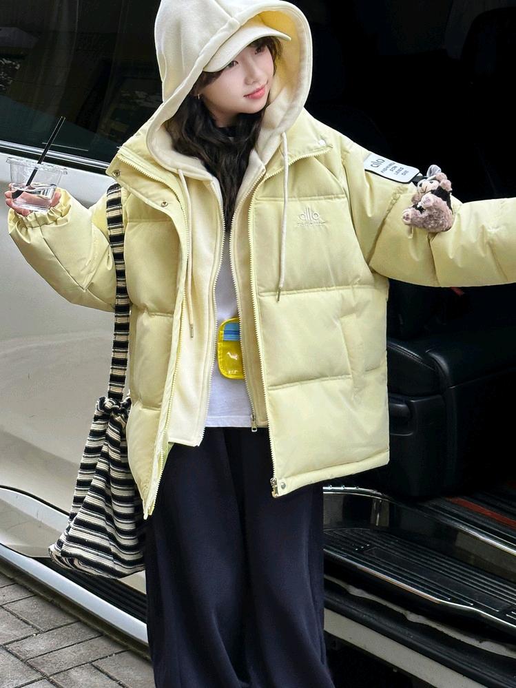 我工厂冬季成人，儿童服装批发，春联批发