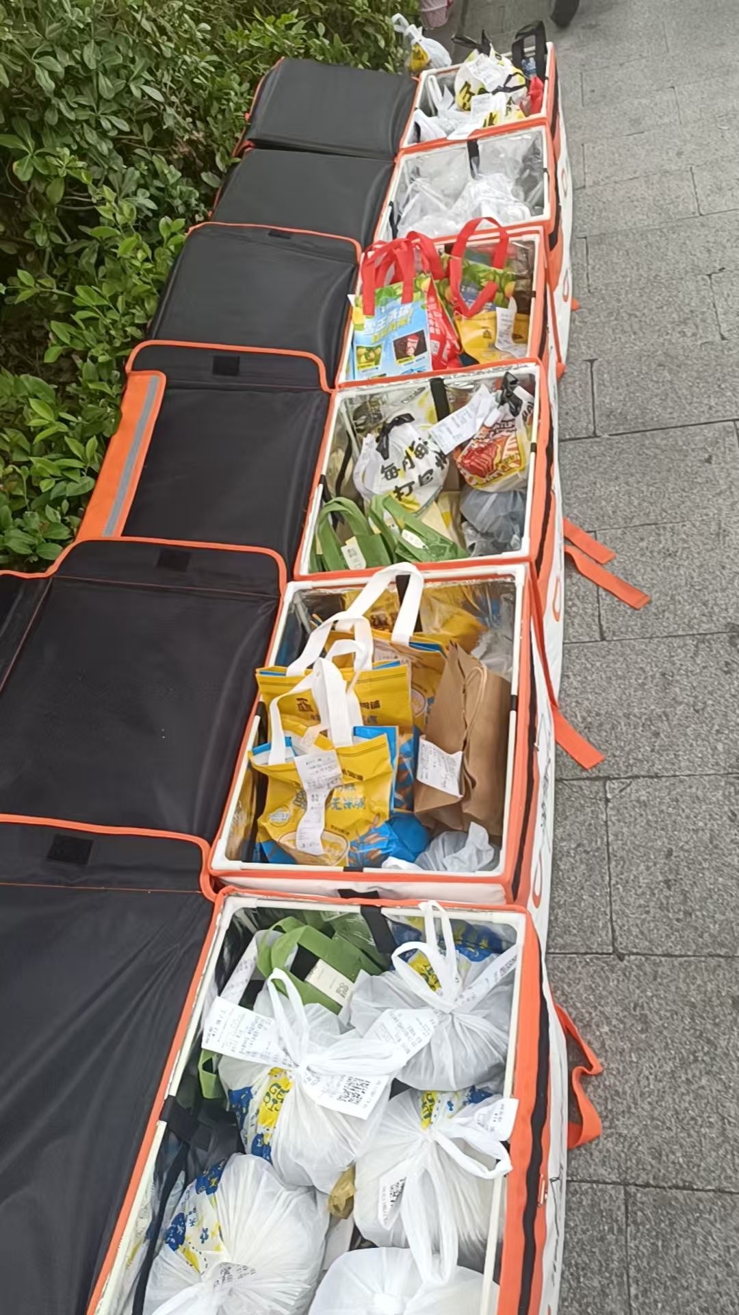 「启航计划」——大学生校园外卖与本地生活零成本创业扶持计划