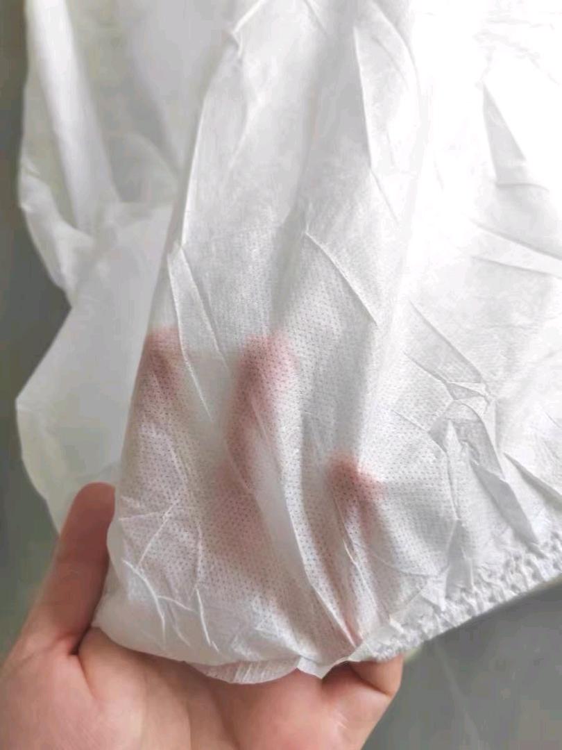 纯棉布草四件套或一次性四件套和毛巾浴巾