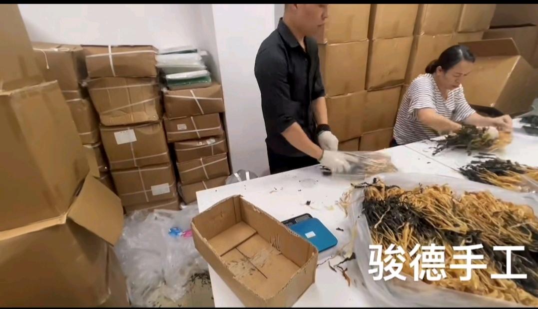 接手工活外包，可以在家做的手工活、可代理加工电子产品、编织、包装、串链手工活
