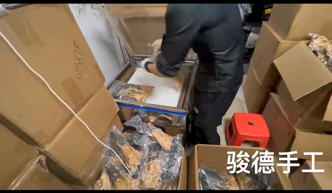 接手工活外包，可以在家做的手工活、可代理加工电子产品、编织、包装、串链手工活
