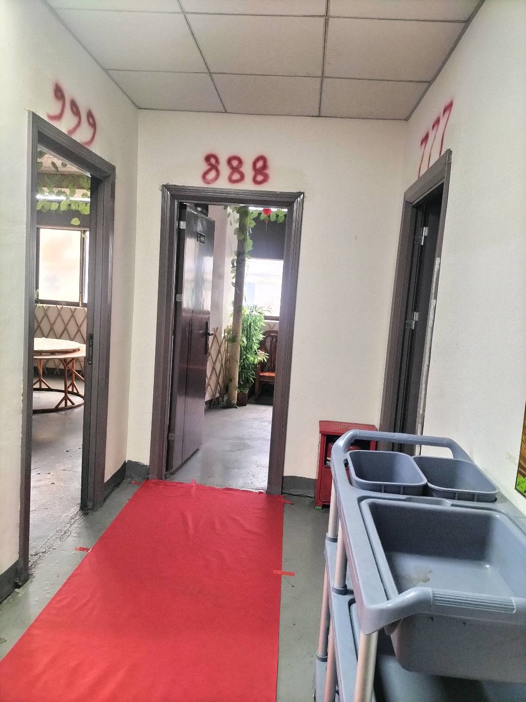 酒馆风格民族特色餐馆,找合伙人入股