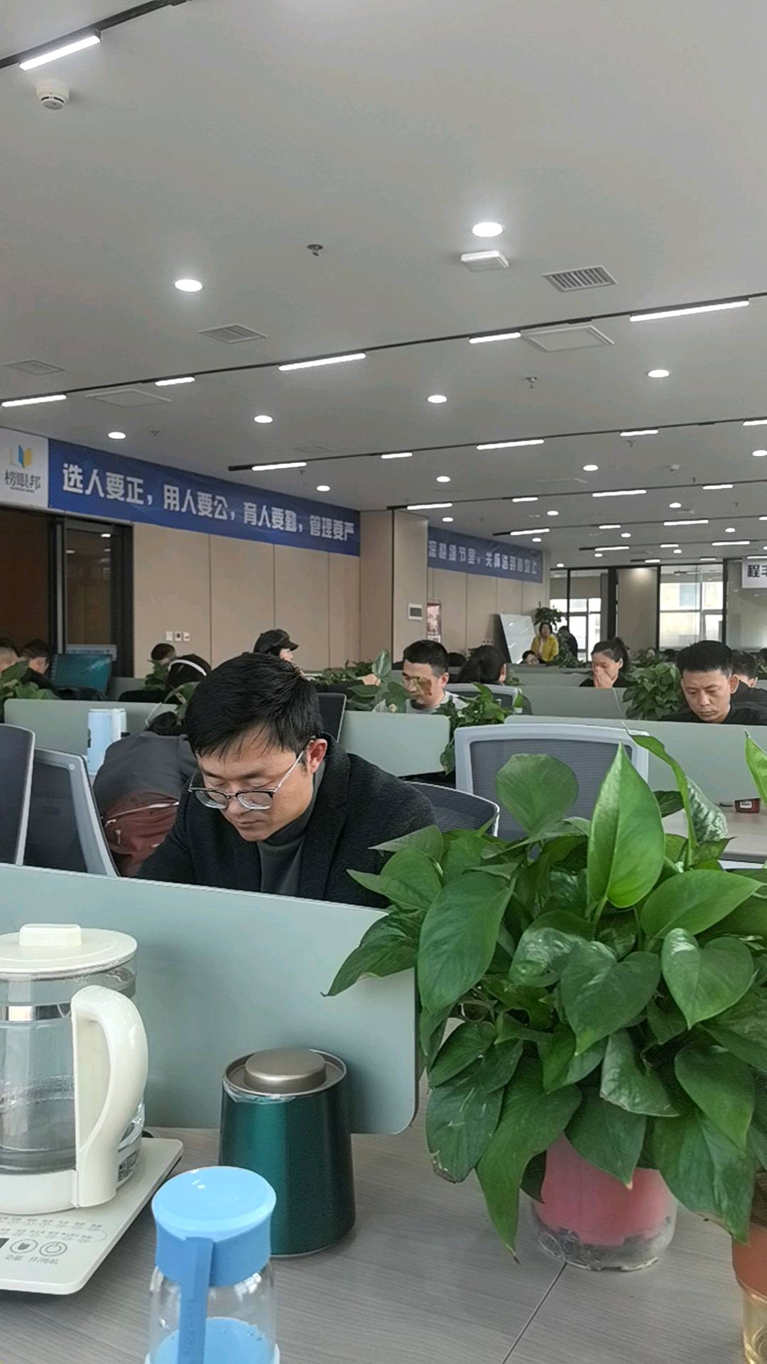 ai人工智能教育+真人一对一伴学，中高考提分教育业务合伙人