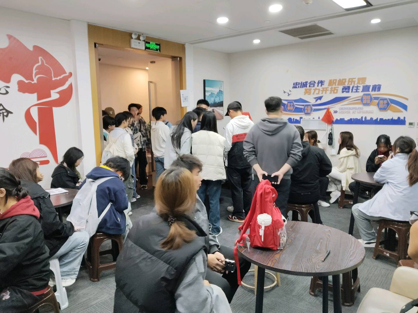 APP拉新源头渠道，行业优质资源210+推广软件，常规类均价35，独立后台有保障