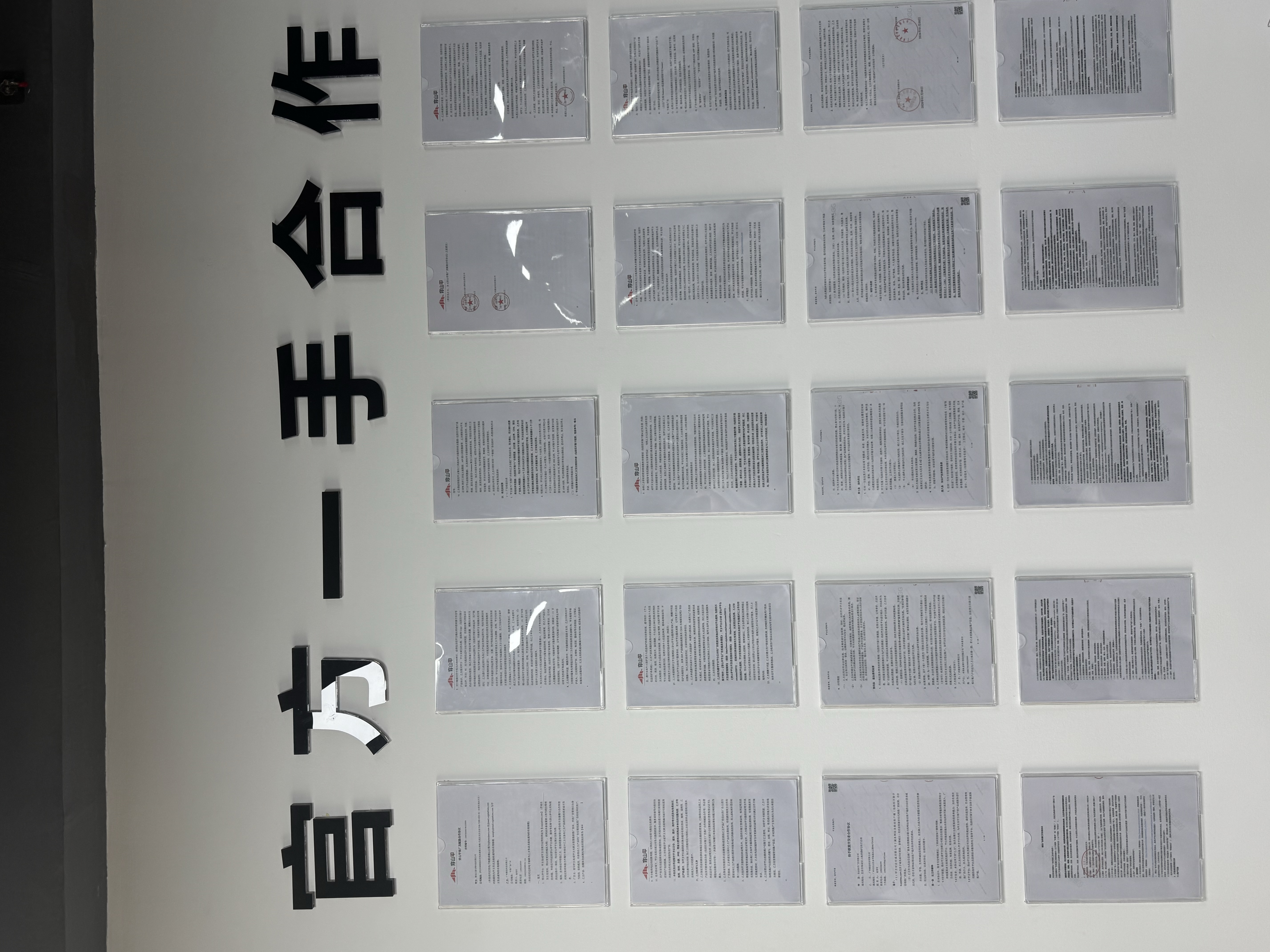 手机浏览短剧广告变现！单机每天保障60+收益，可多设备操作，秒结算