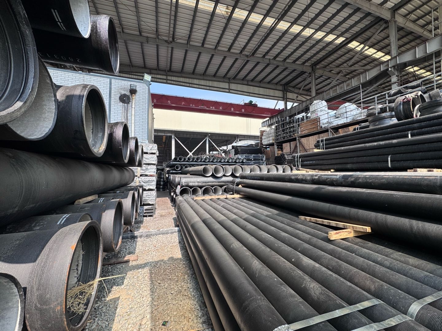 广东佛山乐从钢铁世界设有三个仓库，寻求合作