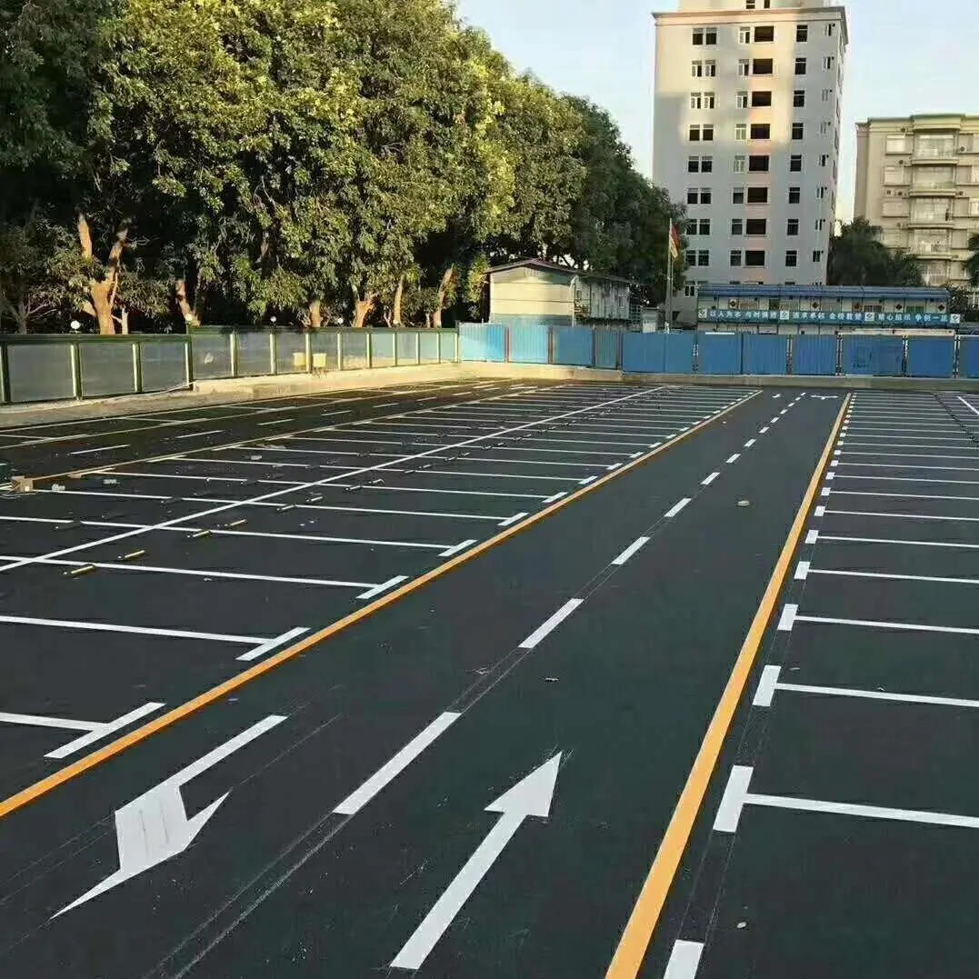 道路施工
标线、划车位、地面改色