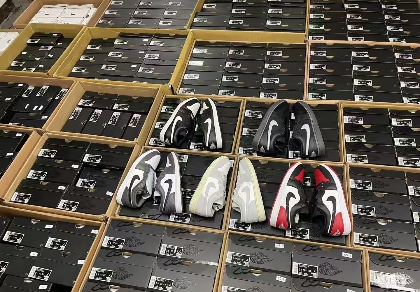 最新得物搬砖项目，无门槛，免费带