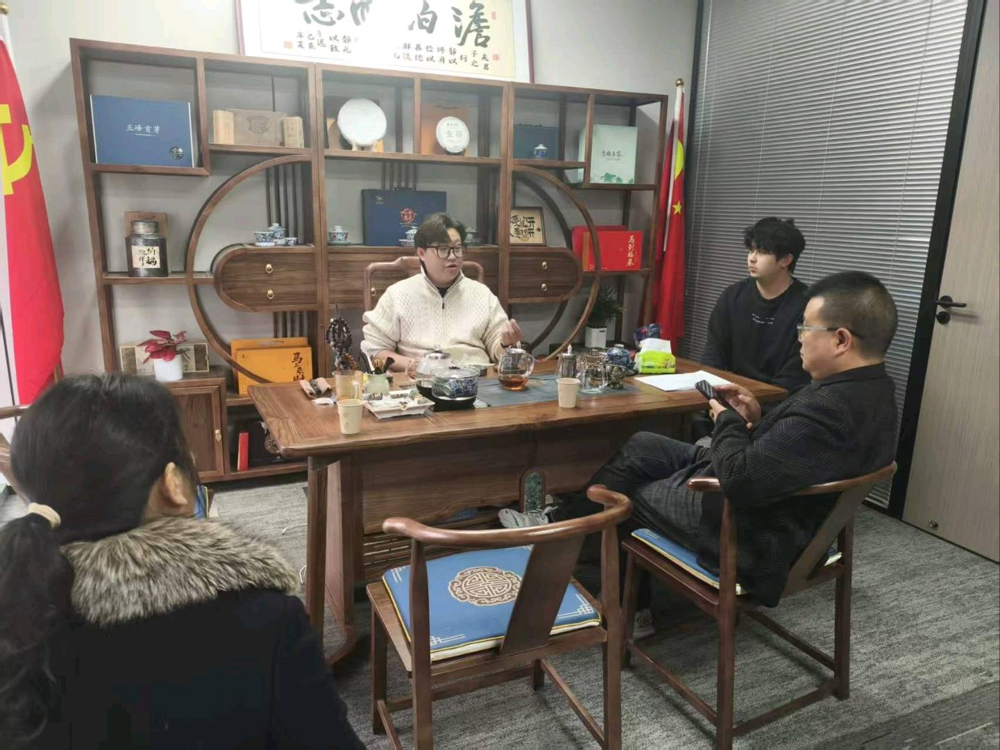 互联网项目孵化，0学费0收费，先带你拿结果，拿到结果你八公司二，小白均可轻松入手