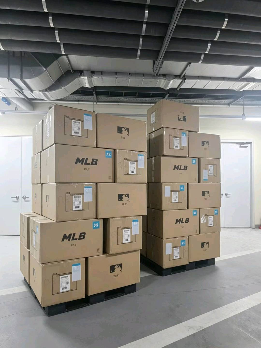 一手韩国鞋服货源
靠谱为主