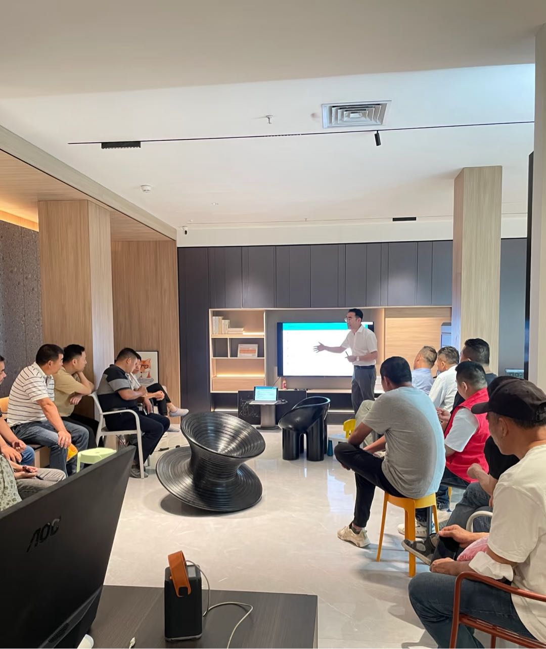 线上云物流调度平台，匹配司机赚钱