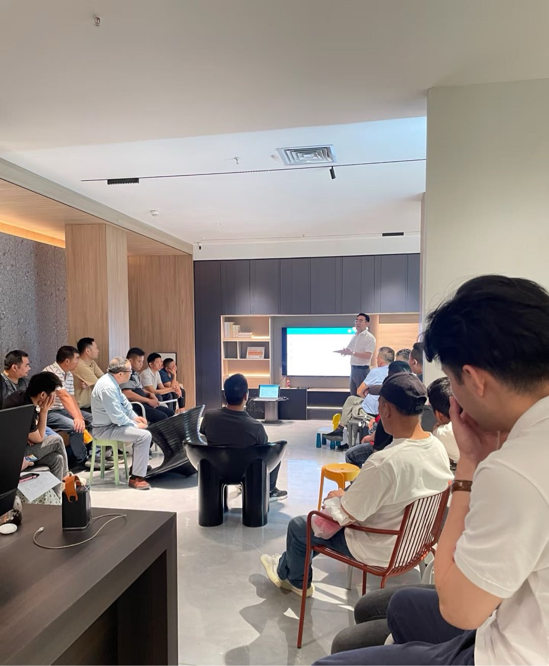 线上云物流调度平台，匹配司机赚钱