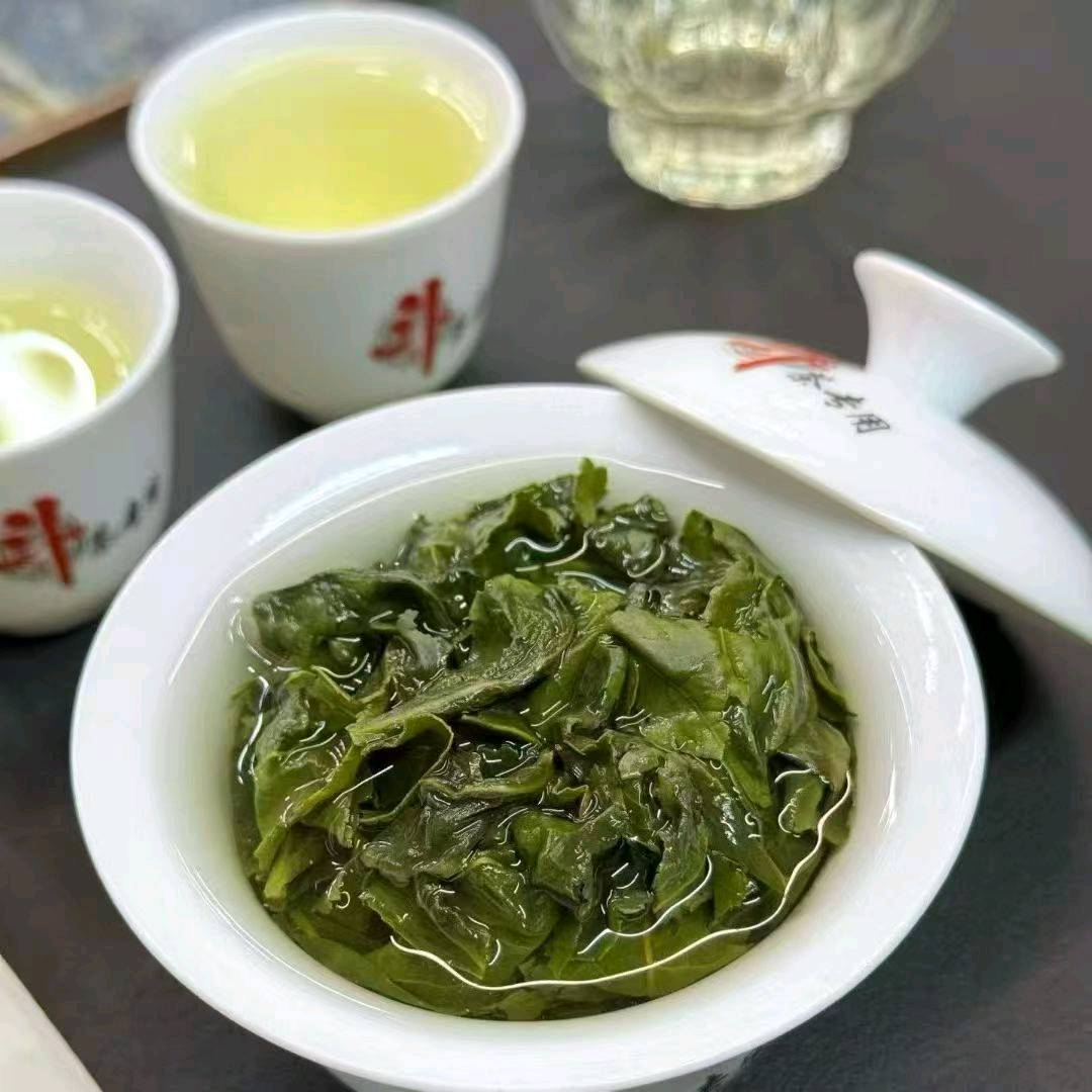 铁观音，家里自有茶园，寻求有兴趣一起合作运营推广的长期合作伙伴