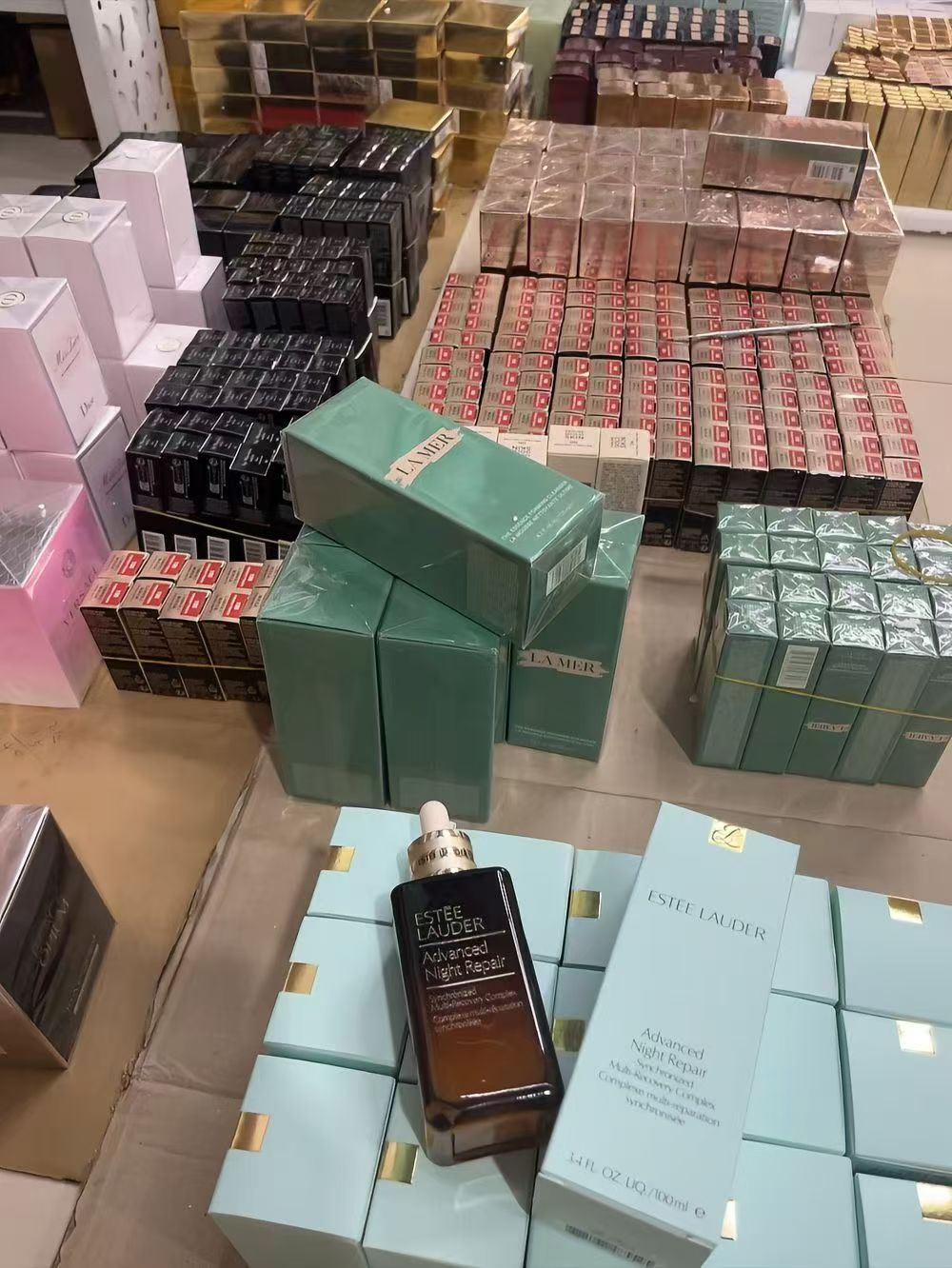 欧美日韩大牌美妆货源，寻找线上线下带货伙伴，副业可做