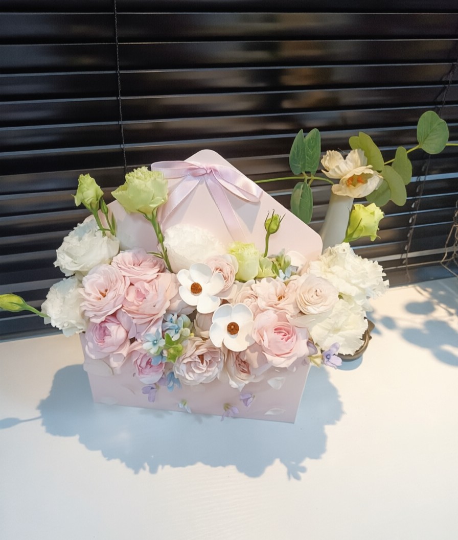 地推花束小伙伴合作