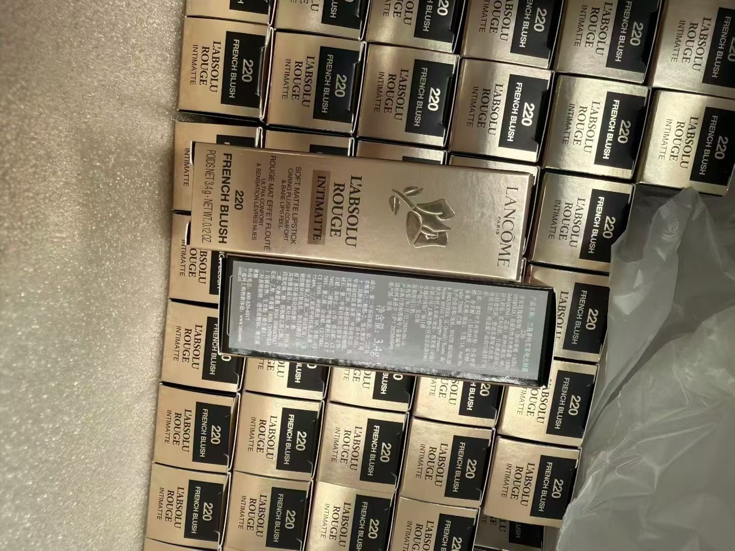 得物APP做商品中介，免费教学，一单赚500-1000元，**结账秒到
